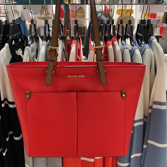 MICHAEL KORS JET SET TRAVEL MEDIUM DOUBLE POCKET TOTE NON-LEATHER VEGAN 

NWT - Picture 11 of 16